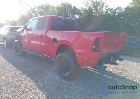 2022 Ram 1500 Big Horn 4X2 6'4 Box из США, поврежденный, VIN 1C6RREBT4NN195037